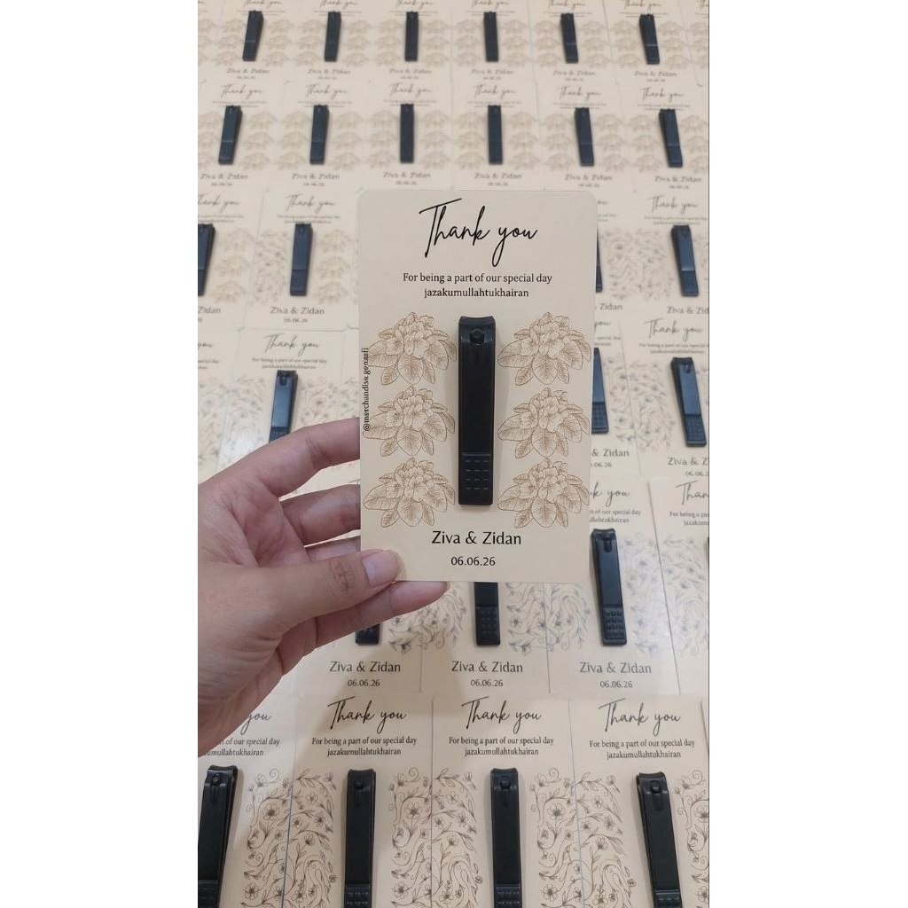 Souvernir gunting kuku / Souvenir sisir / Souvenir pernikahan Custom desain / Souvenir custom nama /