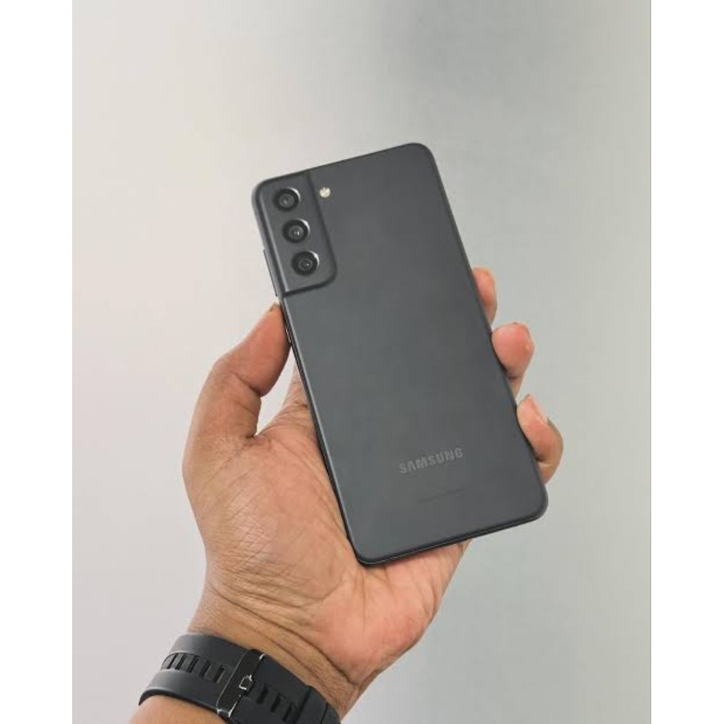 Samsung s21 FE Black 8/256 second