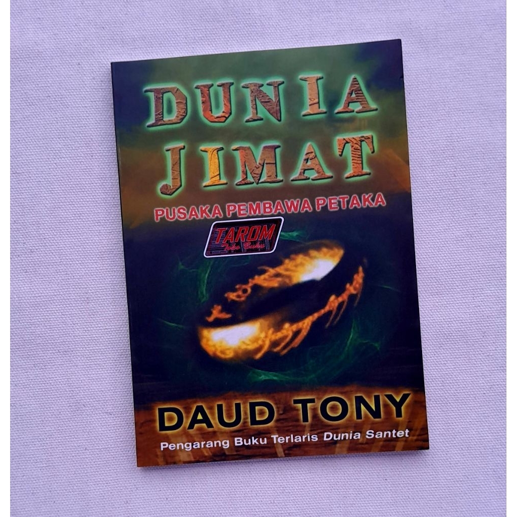 DUNIA JIMAT Pusaka Pembawa Petaka - Daud Tony