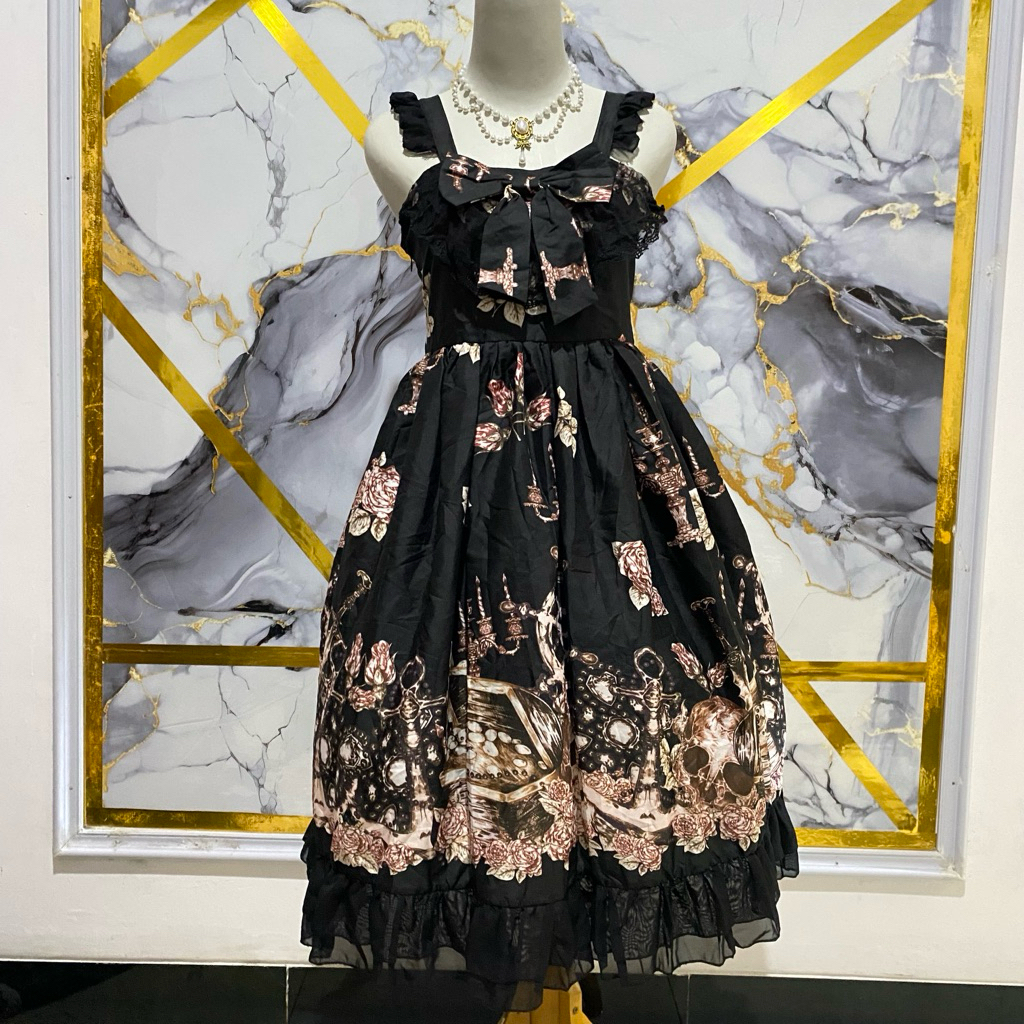 Lolita Dress Goth Candle