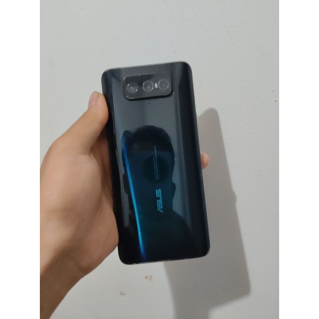 Asus Zenfone 7 pro flip MINUS