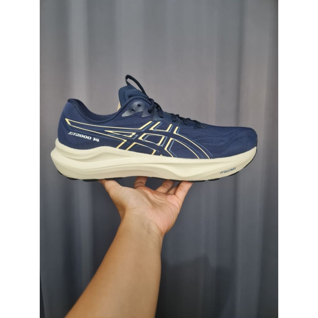 Sepatu Running As0y GT 2000 14 size 46,5