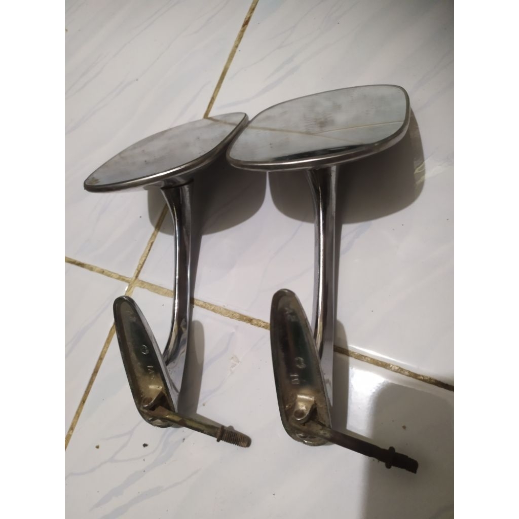 spion tanduk Toyota Corolla ke30/20 retro classic original