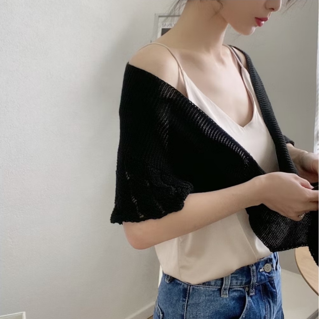Cardigan Outer Batwing Hitam Bahan Knit Rajut Tebal Tidak Menerawang