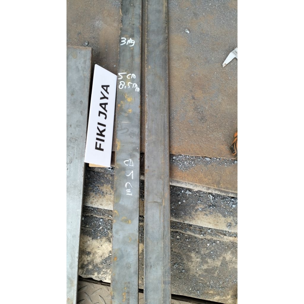 Besi Plat Strip Lebar 5 cm Tebal 8,5 mm Panjang 85 cm