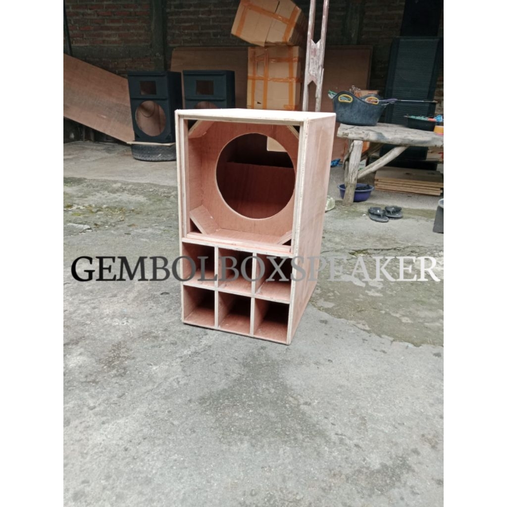 Box speaker spl 15 inch