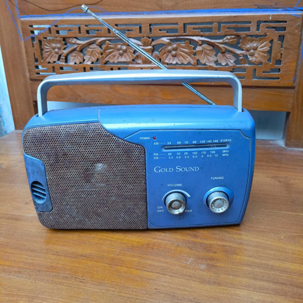 radio biru gold sound bekas lawas