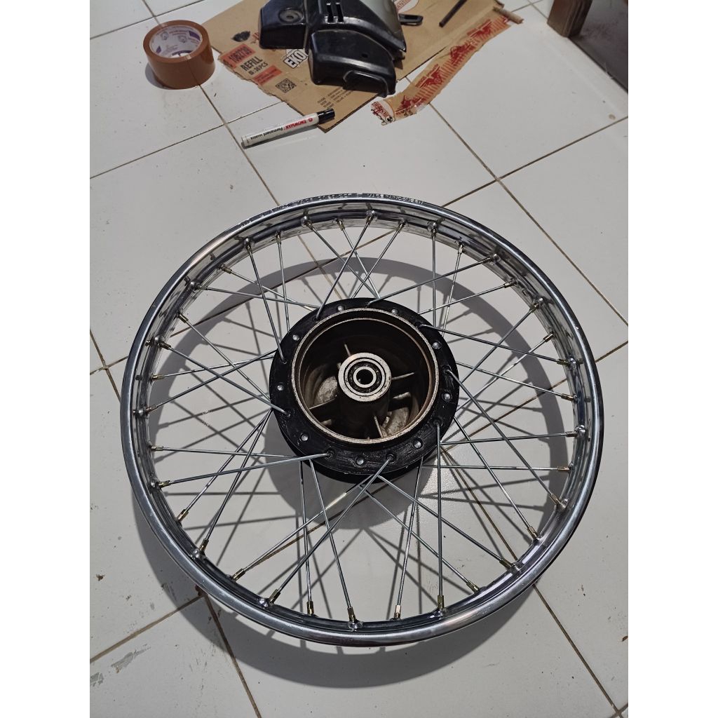 VELG BELAKANG GL PRO TAPAK LEBAR ORIGINAL COPOTAN (ORIGINAL SECOND)