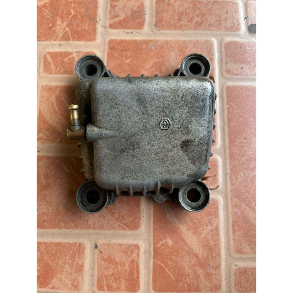 tutup cylinder head piaggio zip 100