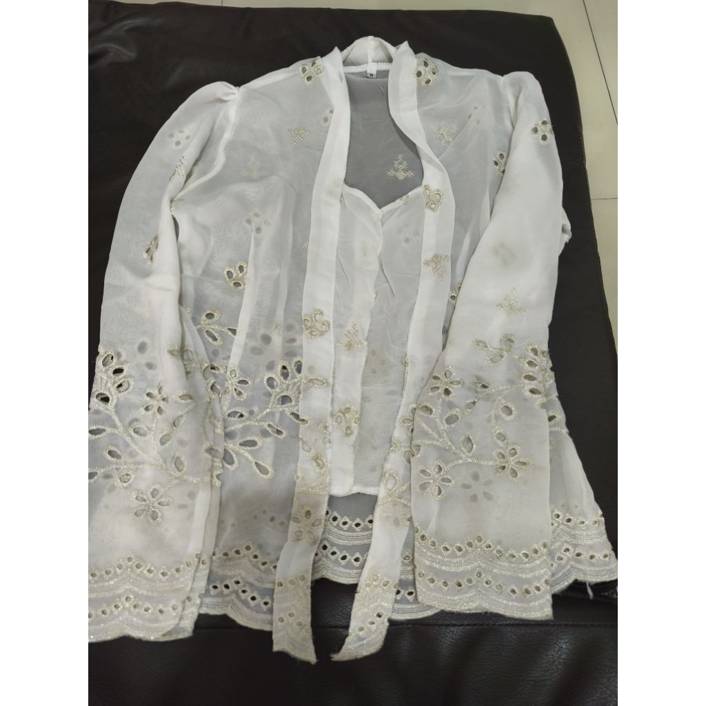 kebaya putih preloved