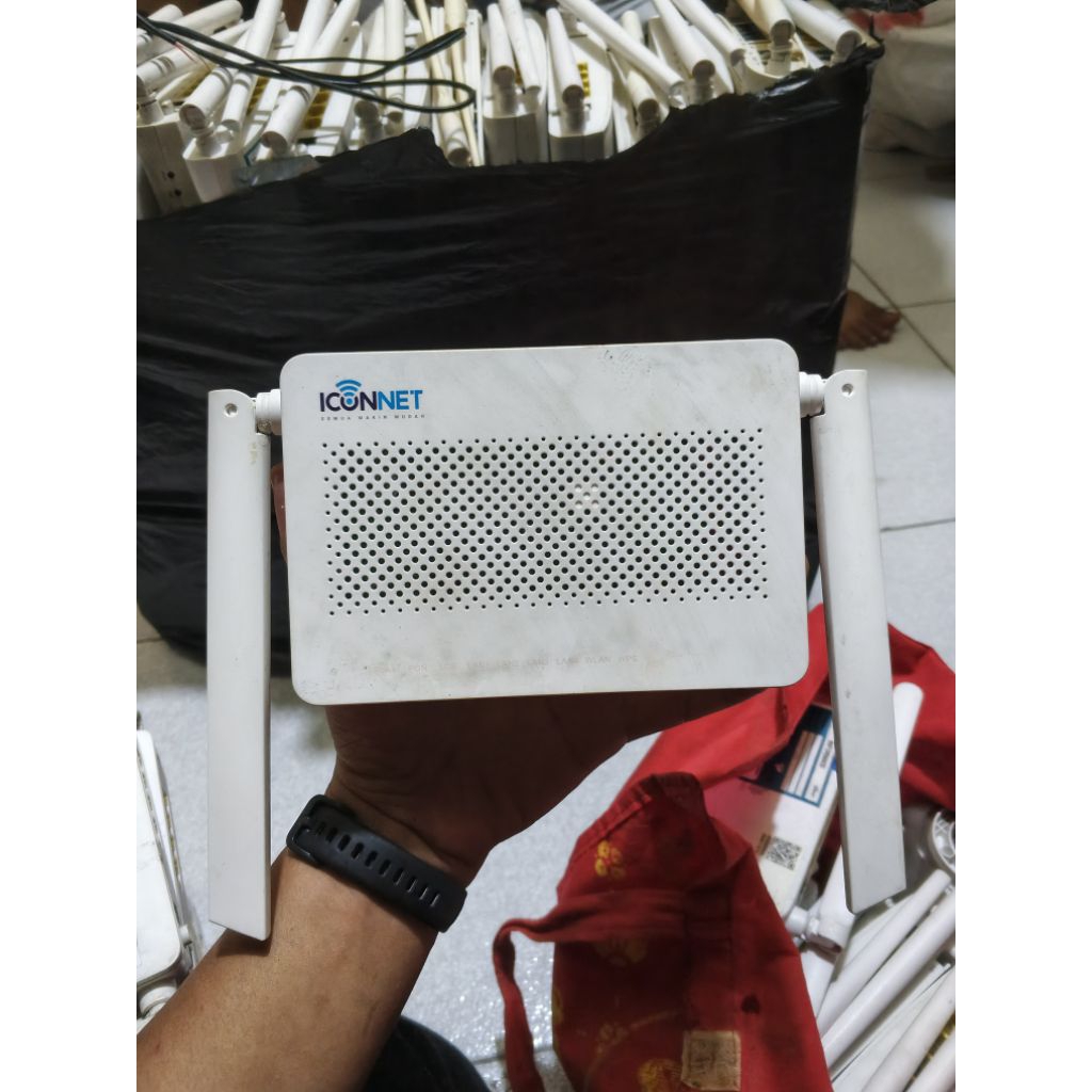 ROUTER HUAWEI EG8041V5