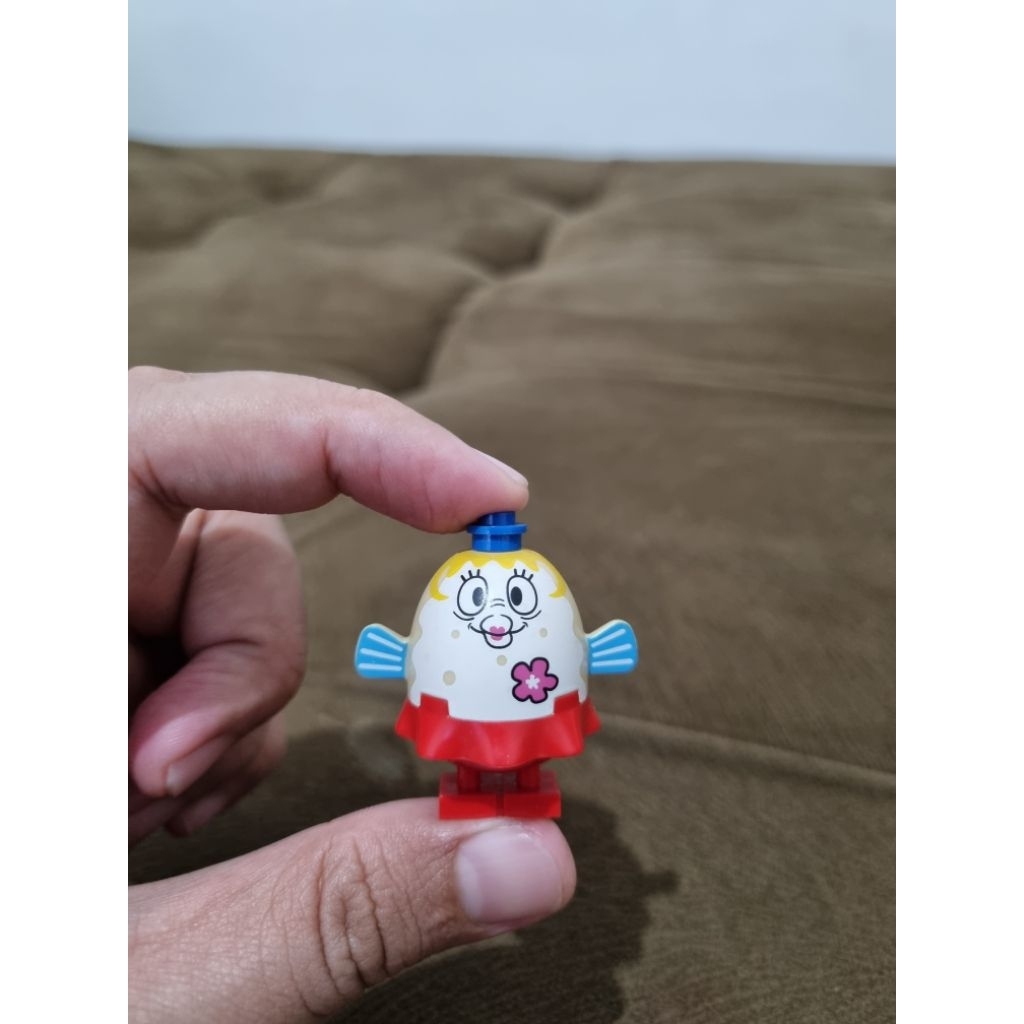 Lego Minifigure Mrs.Puff Spongebob