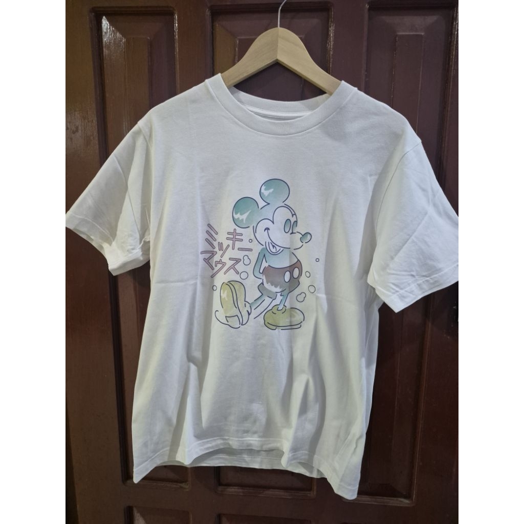 Baju uniqlo x disney slimfit