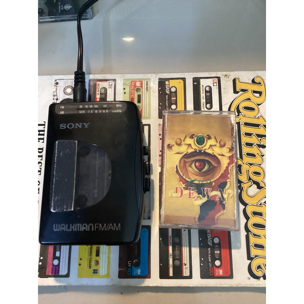 sony walkman wm fx10