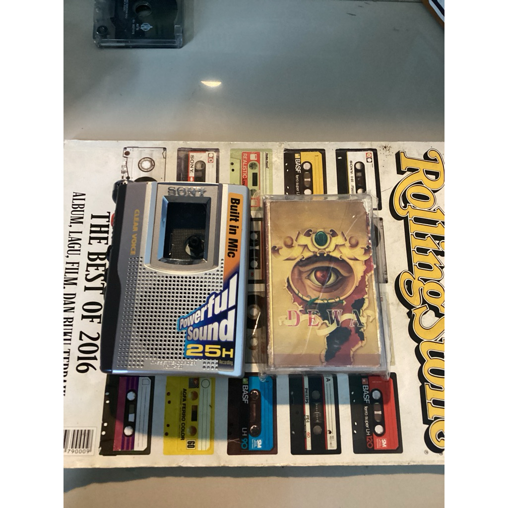 Dijual pemutar kaset walkman sony tcm 150