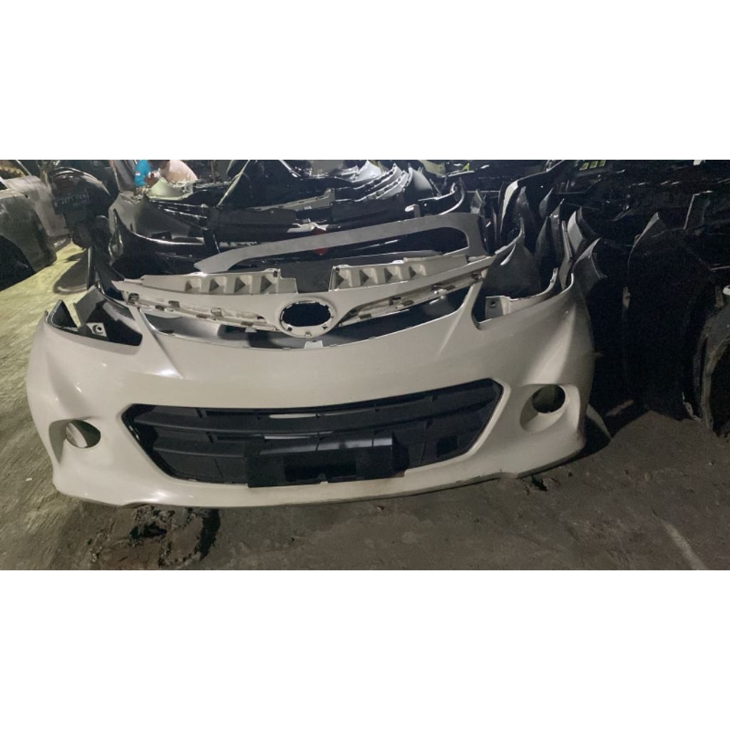 Bemper depan Avanza Veloz 2015