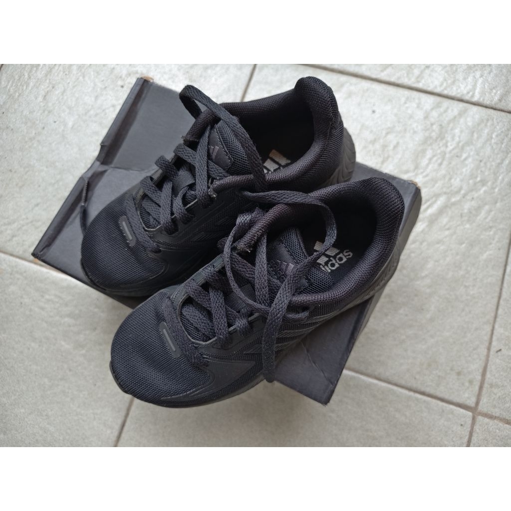 preloved original adidas runfalcon black adidas boys adidas anak laki-laki hitam