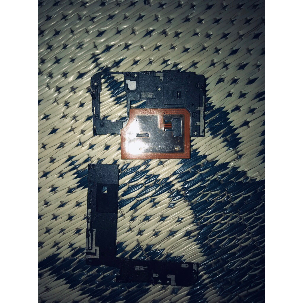 tutup mesin aquos r3