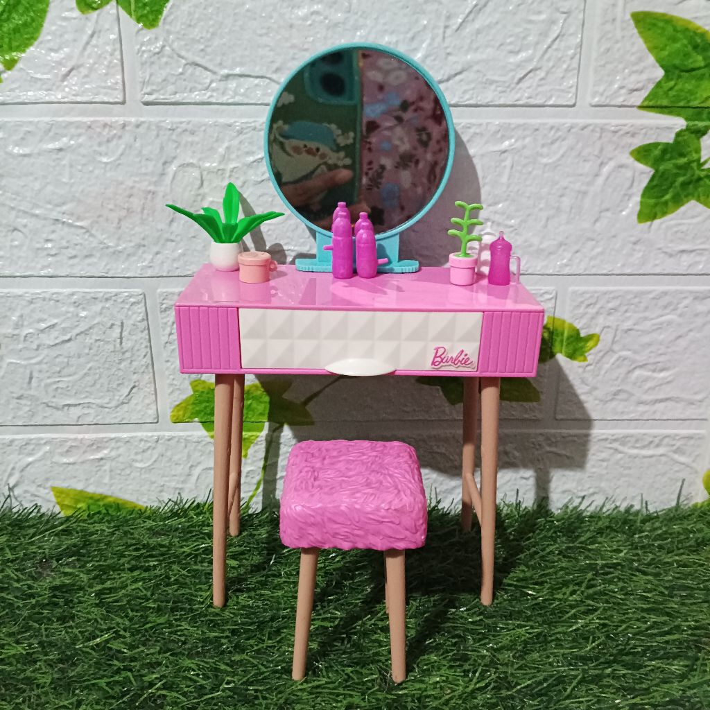 Meja Rias Barbie Mattel Preloved