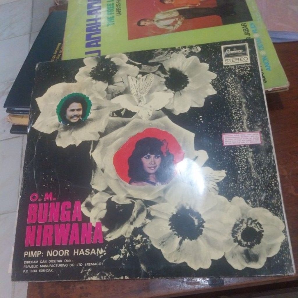 vinyl piringan hitam 12 om bunga nirwana elvy dkk