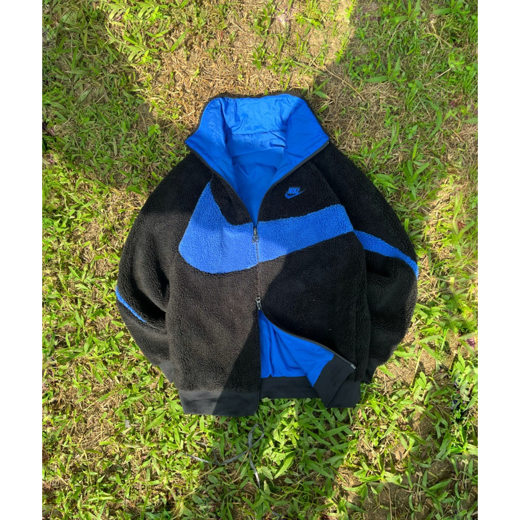 NIKE BIG SWOOSH REVERSIBLE