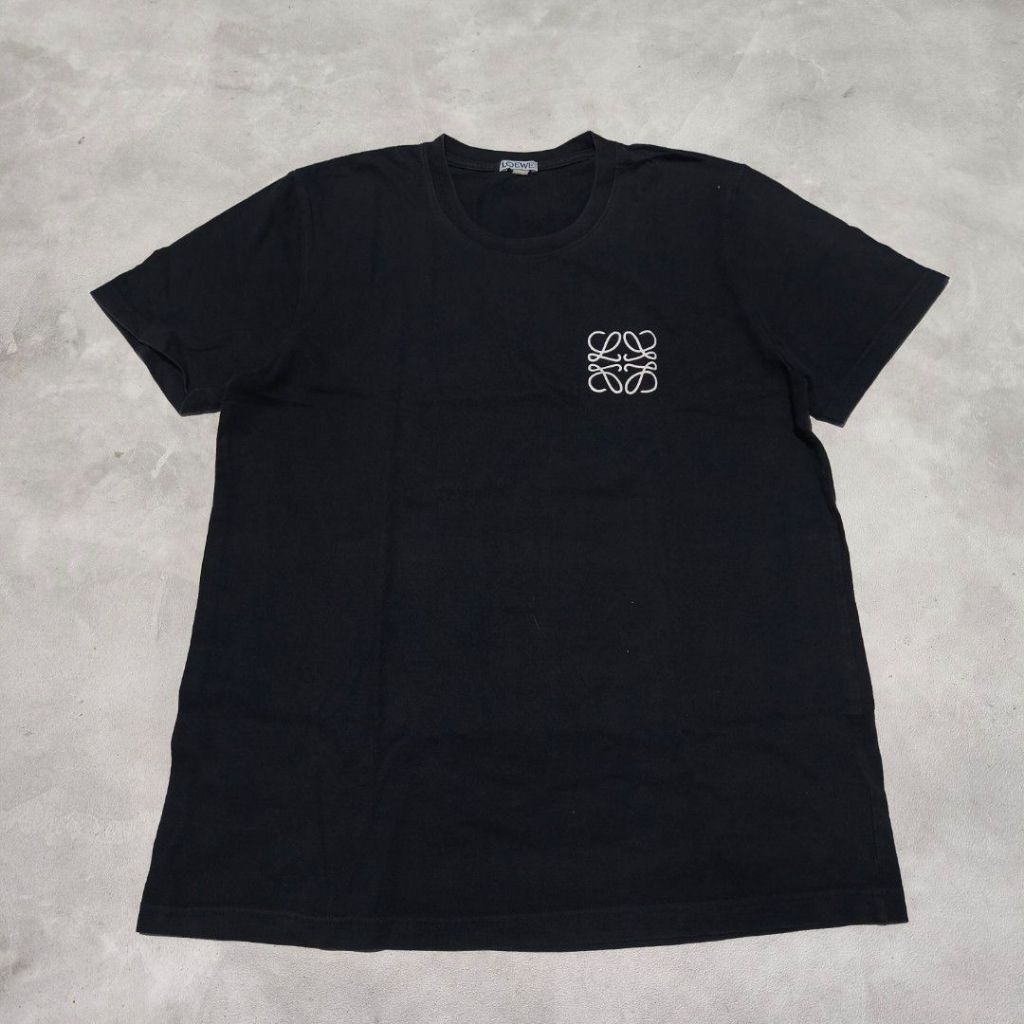 baju kaos lo3we hitam