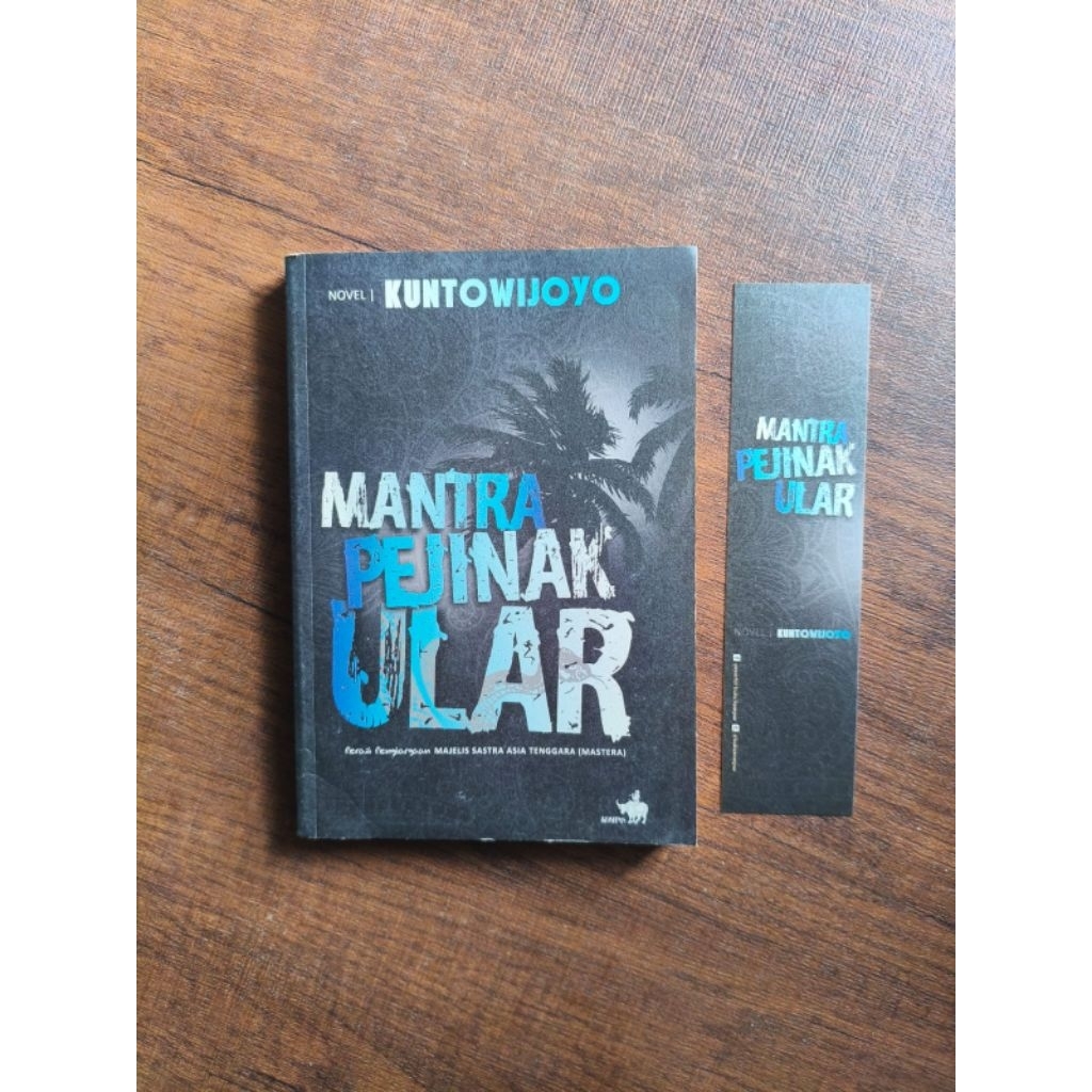 Mantra Penjinak Ular - Kuntowijoyo