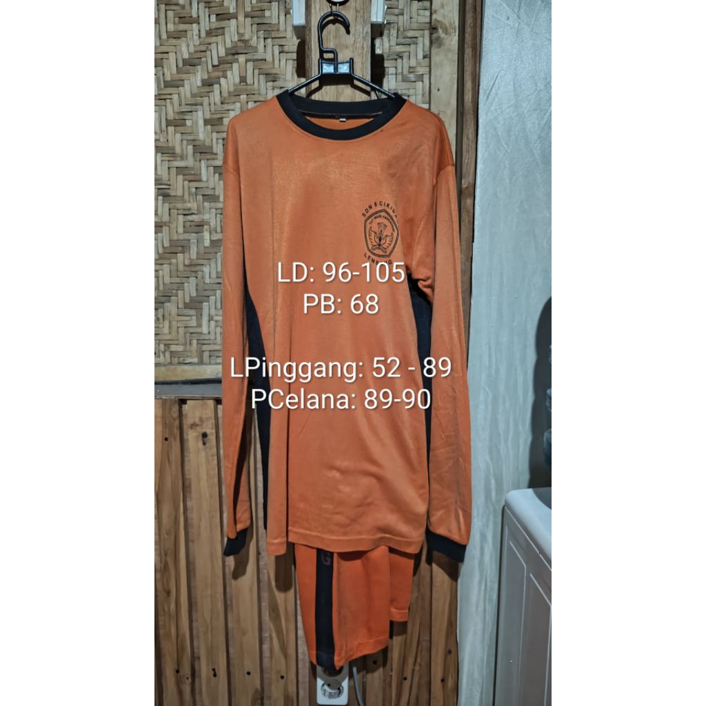 Seragam Olahraga Preloved/Bekas SD