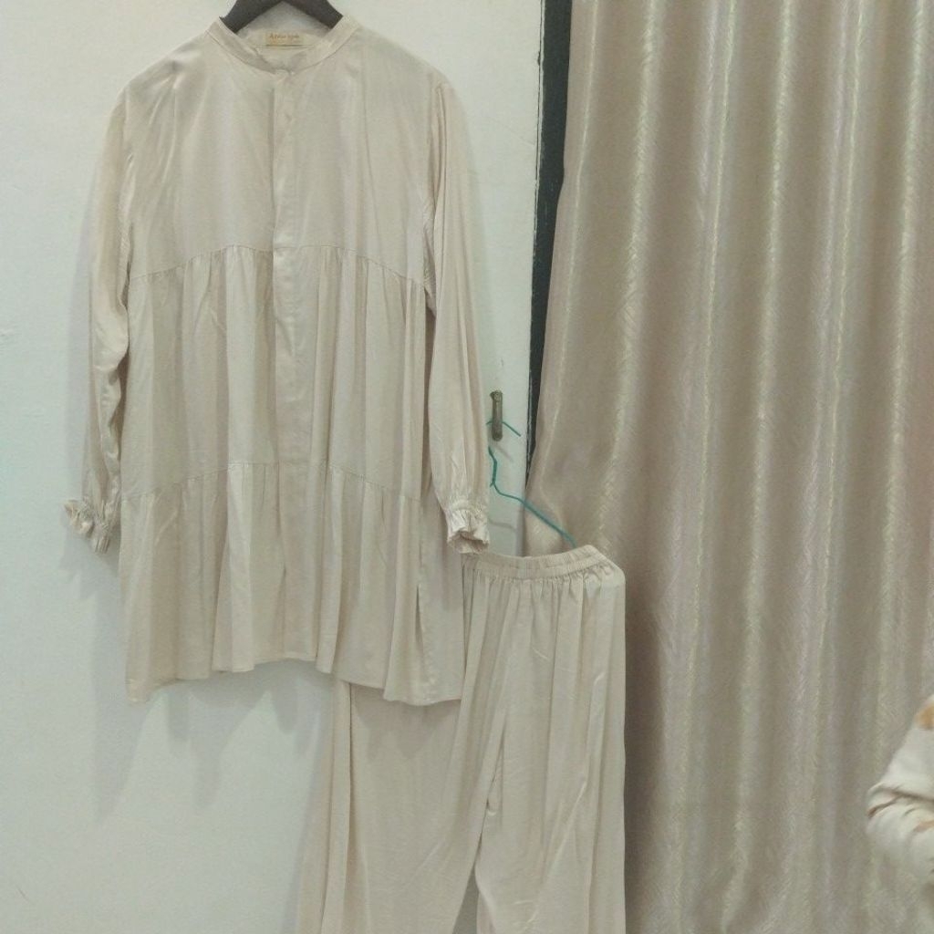 PRELOVED SETCEL RAYON TWILL PREMIUM | ukuran baca deskripsi