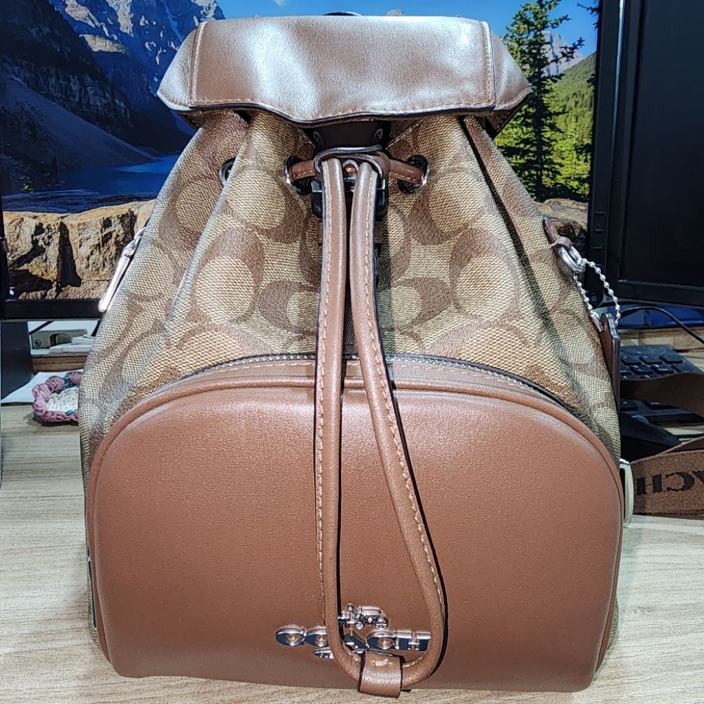 Preloved Backpack Coach Pace Signature