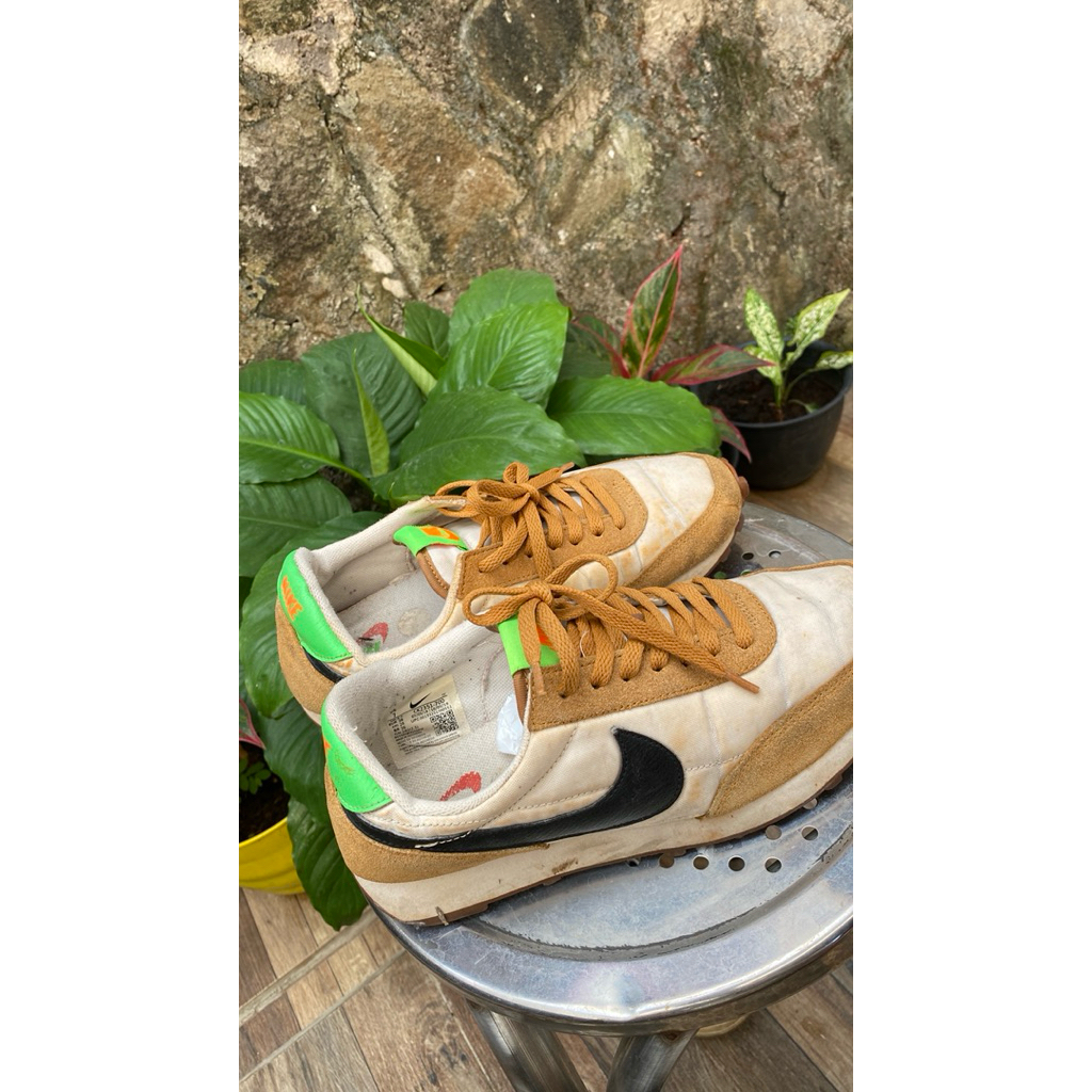 Nike Daybreak Wheat