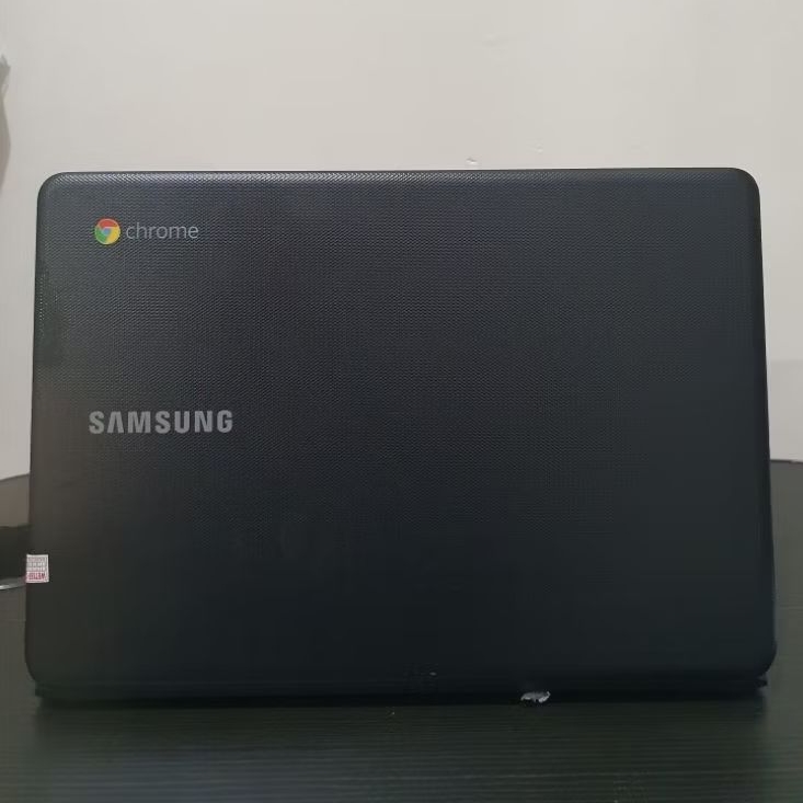 Termurah LAPTOP SAMSUNG CHROMEBOOK CELERON N3060 RAM 4/32GB SECOND FUNGSI NORMAL