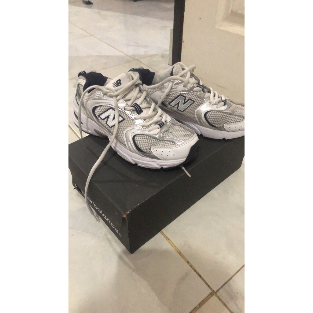 Nb 530