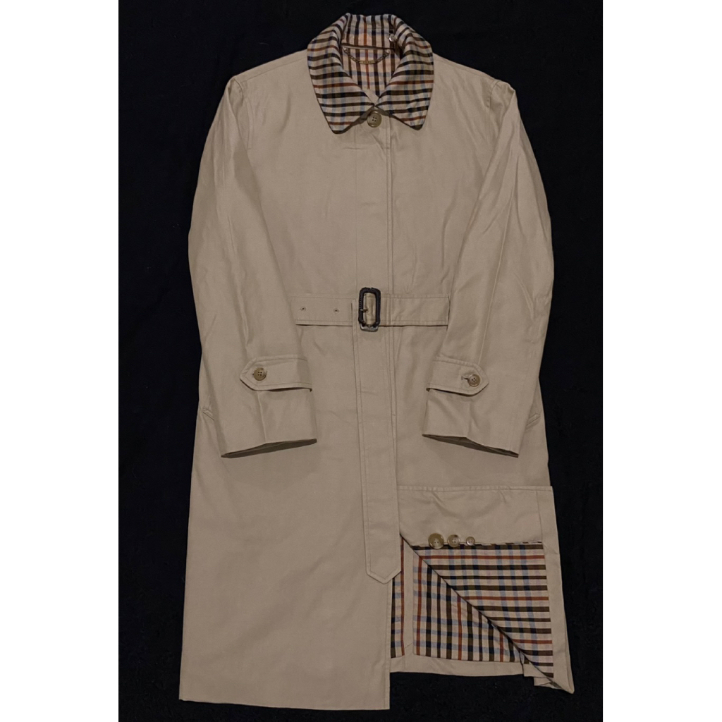 Coat Branded Daks London (Emboss) / Trench Coat Daks London / Coat Branded