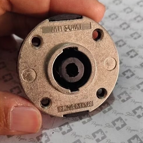 Soket Speakon Bulat Mitsumi Soket spikon bulat mitsumi Import