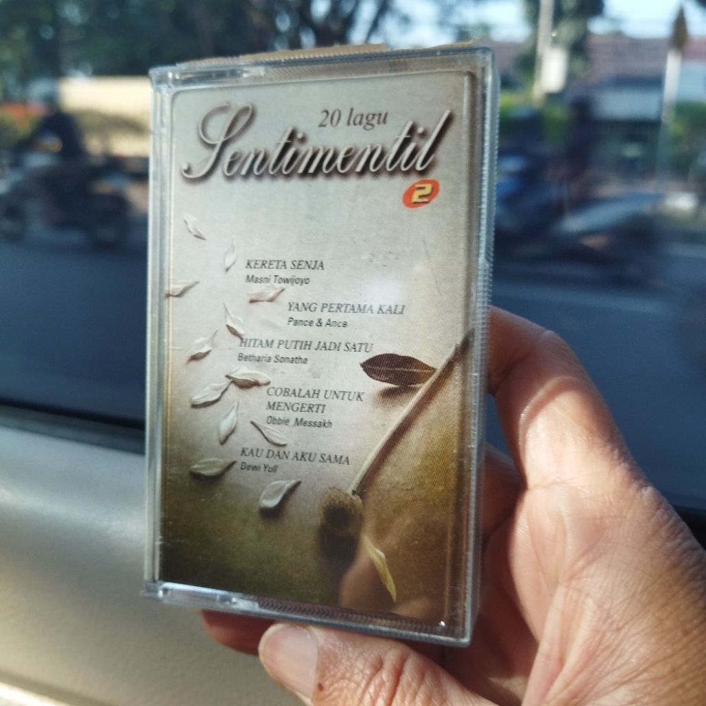 kaset 20 lagu sentimentil