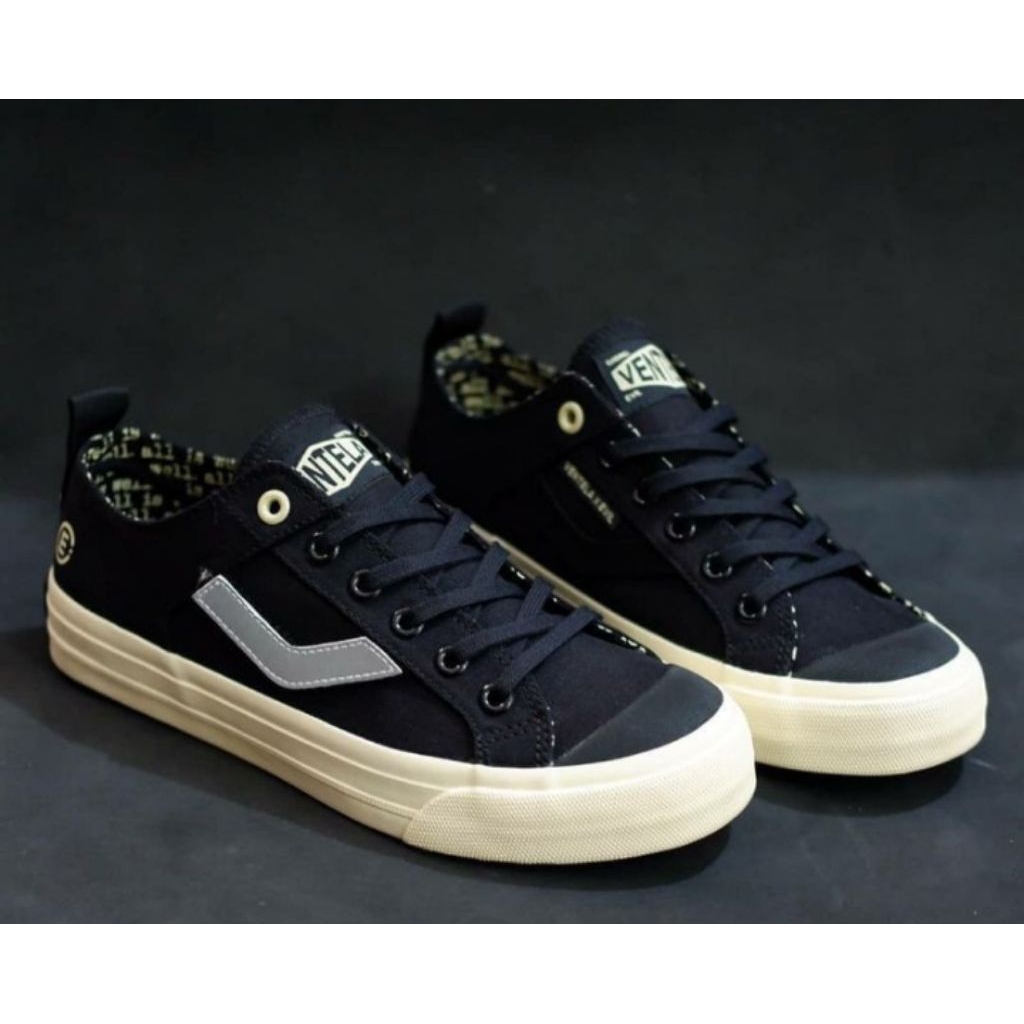 SEPATU VENTELA X EVIL