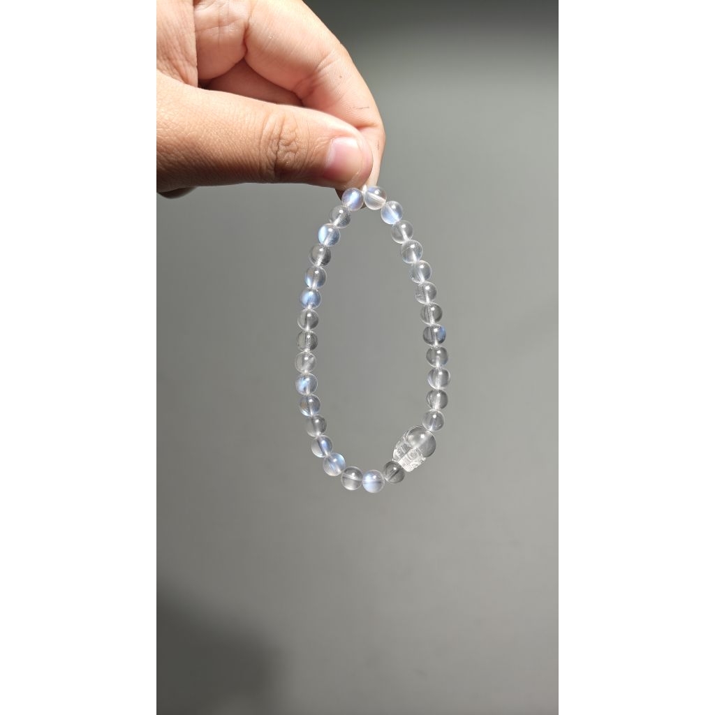 Gelang Moonstone Natural with Pixiu – Batu Moonstone Asli, Elegan, Pembawa Keberuntungan