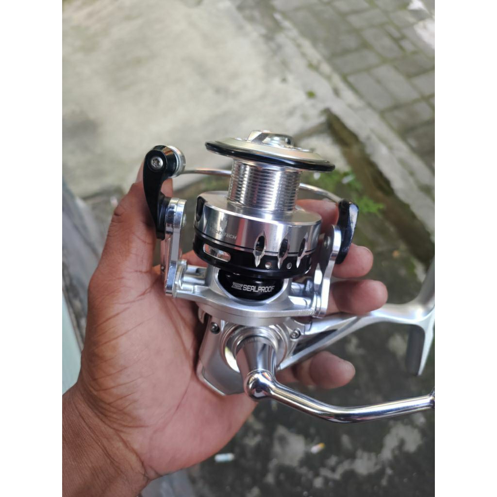 Reel Tridentech Silver Rays Light 5000