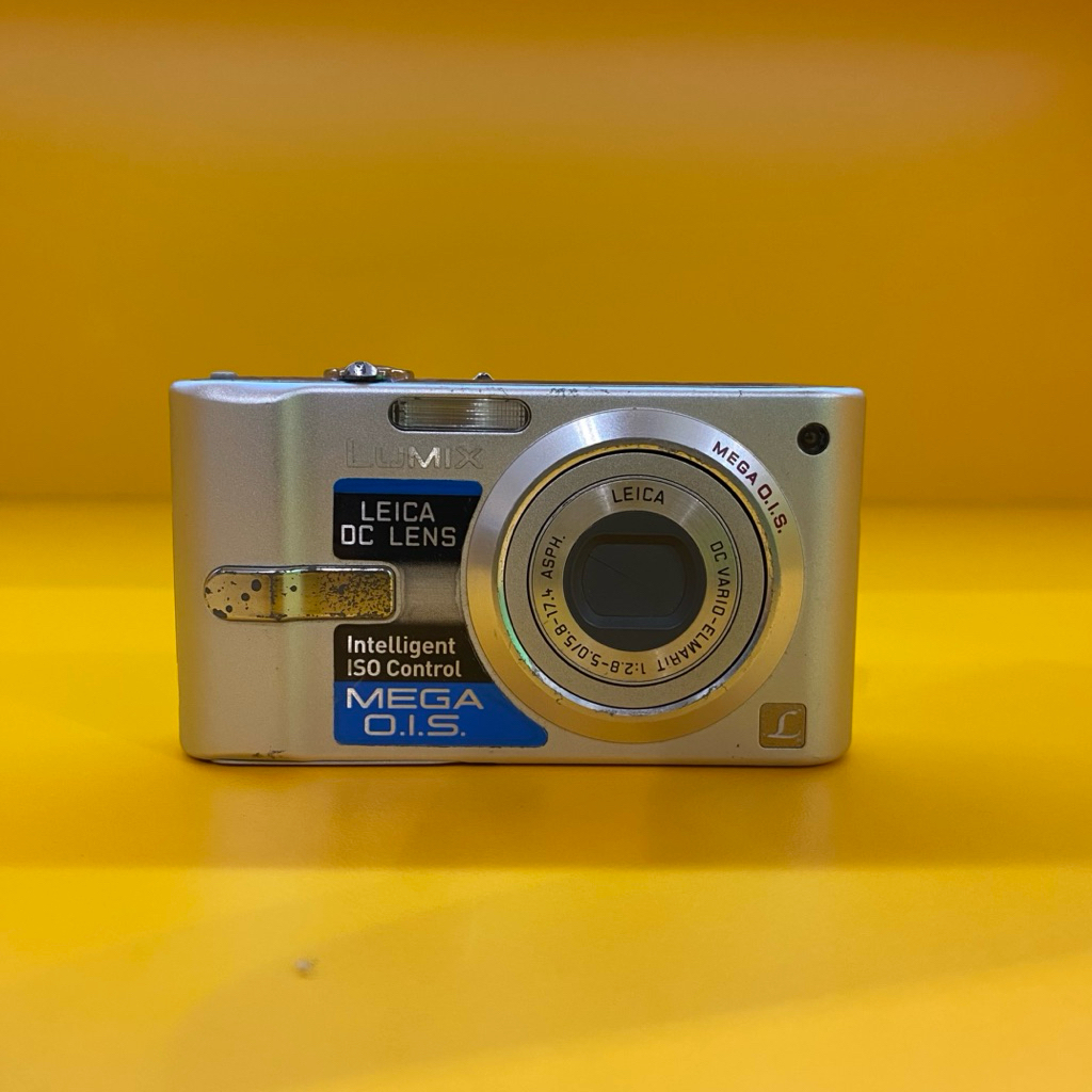 LUMIX DMC-FX12 SILVER