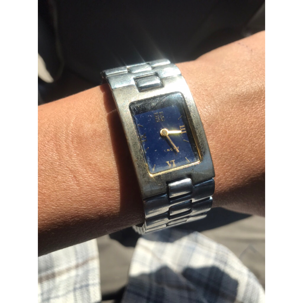 jam tangan givenchy quartz vintage second bekas