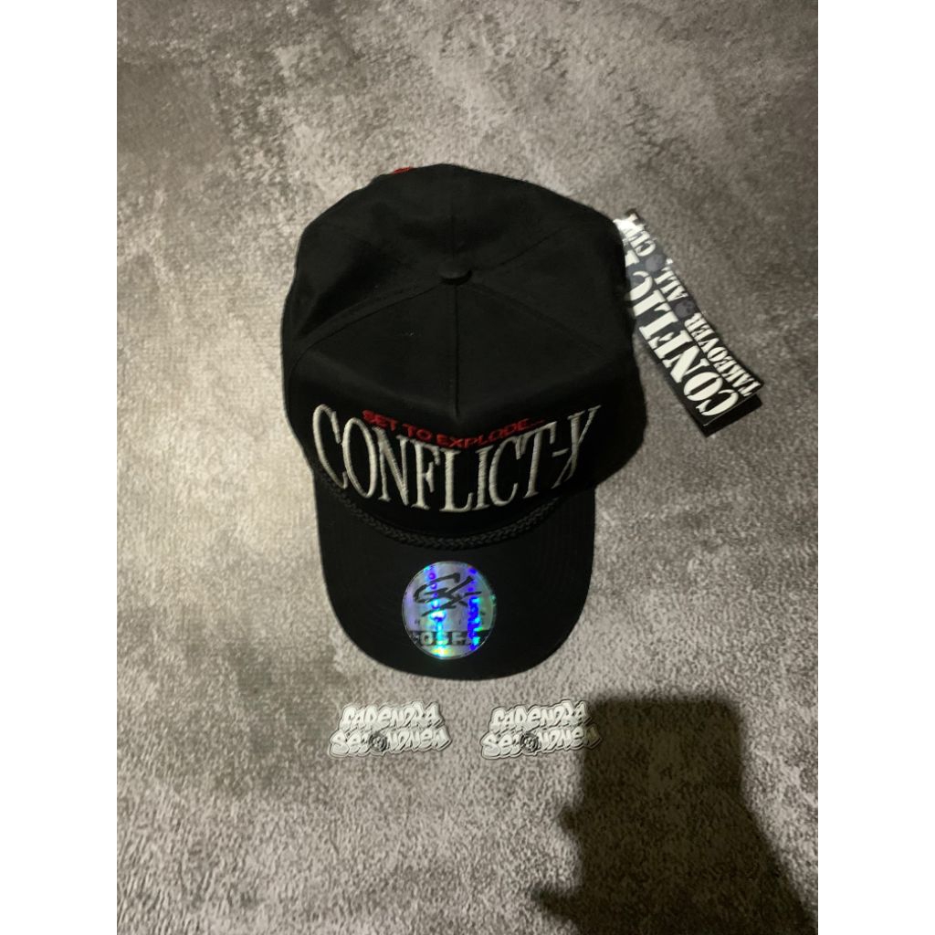 TOPI CONFLICT-X