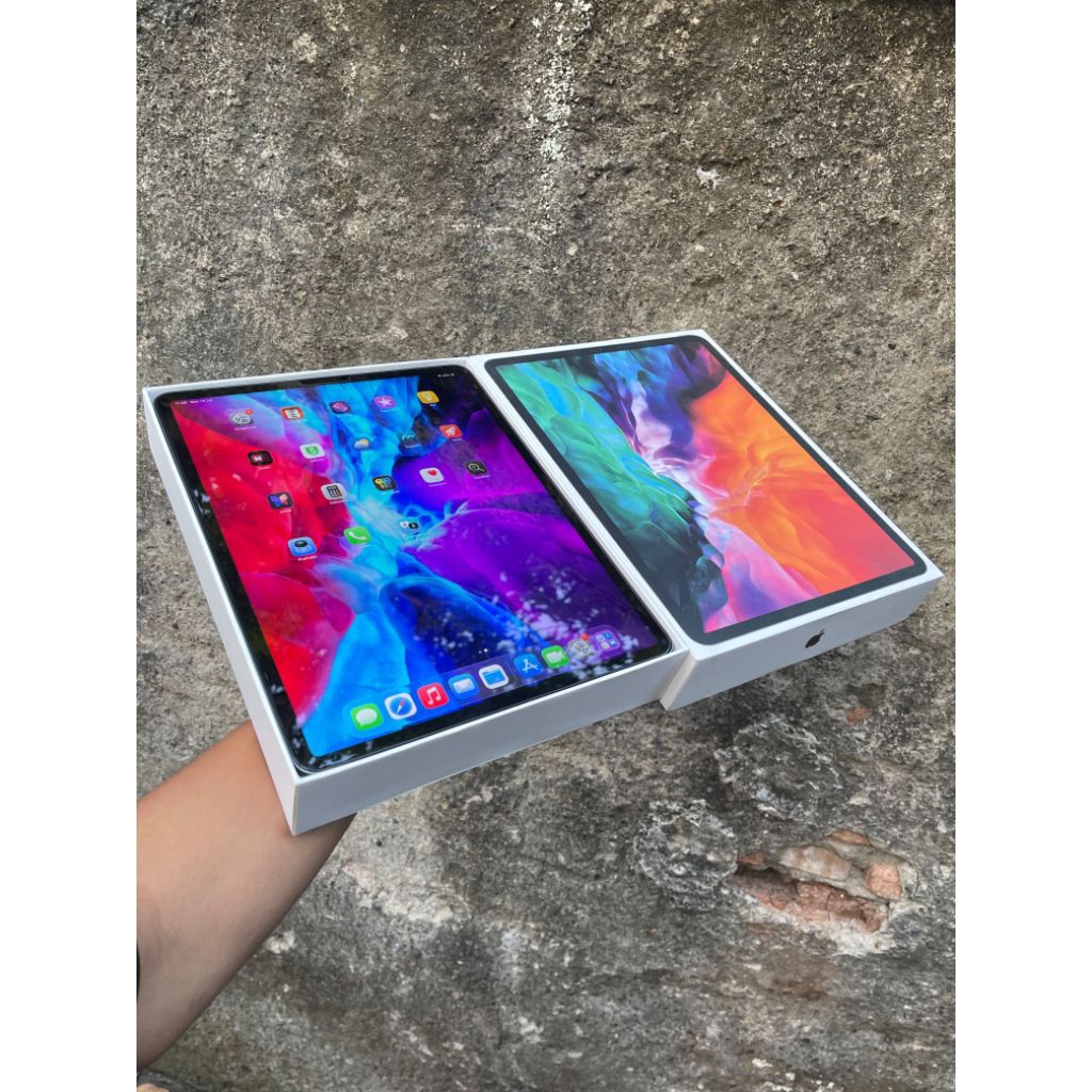 [SECOND] IPad Pro 2020 256gb 12,9 wifi only fullset