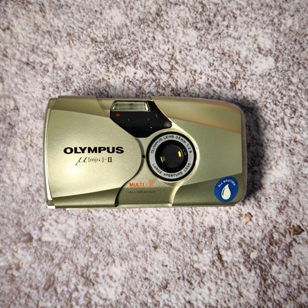 Kamera Analog Hits Olympus MJU II