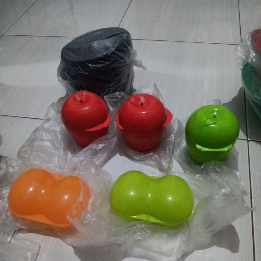 apple keeper, fruit keeper tupperware