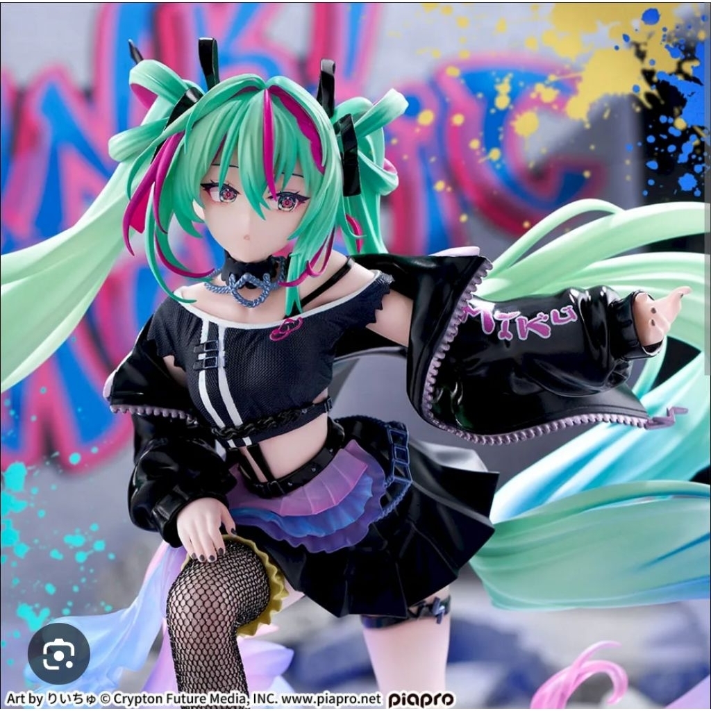 Sega Figurizm Alpha Vocaloid Figure Hatsune Miku Punk Ver.(23 cm)