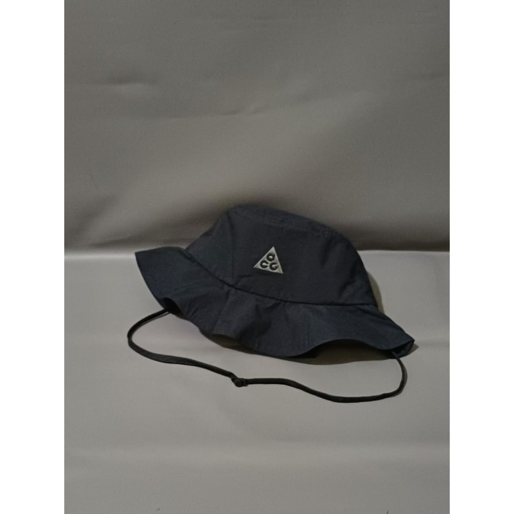 topi rimba nike acg second