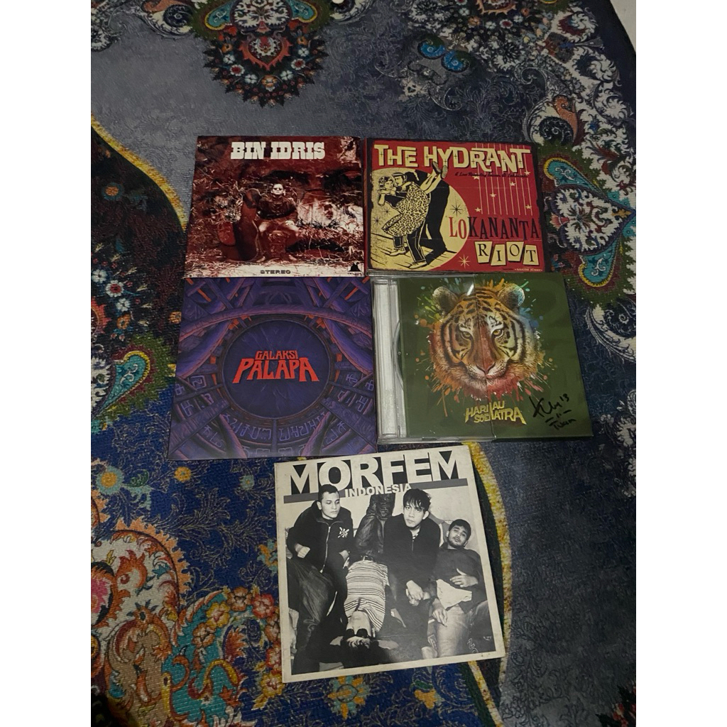 Paket Cd Bin idris The hydrant Kelompok penerbang roket tuatigabelas Morfem