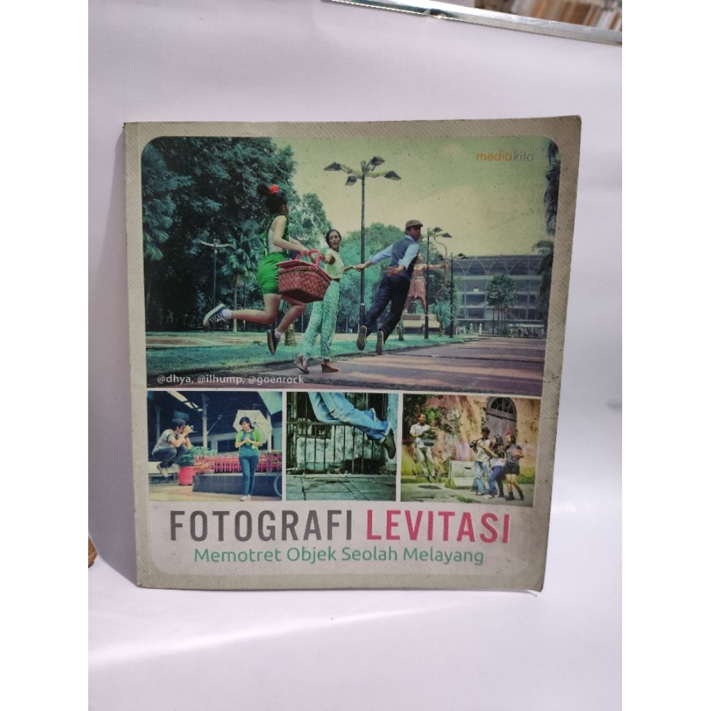 BUKU FOTOGRAFI LEVITASU