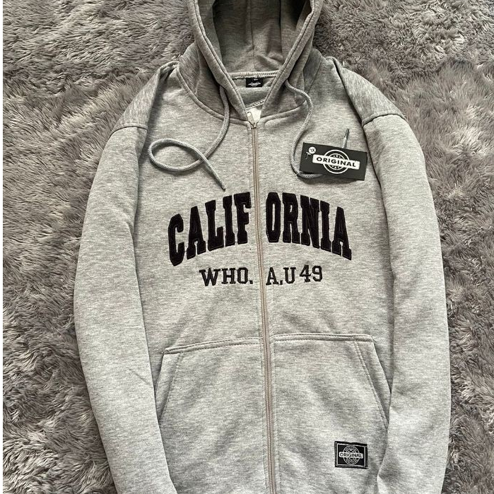 Jaket Hoodie STM WHO AU Zipper Abbu CALIFORNIA Full Tag Texs FULL Bordir Premium Unisex Terbaru 2025